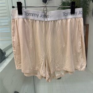 Tommy John Women's Almond Milk Sleep Shorts Sz M